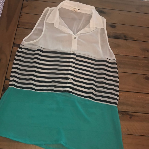 Multi Colored Striped Sleeveless Blouse w/ Collar - Picture 1 of 2